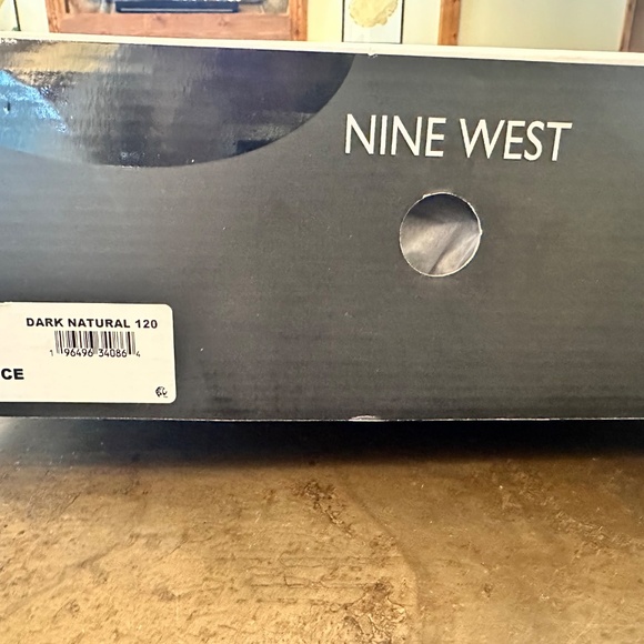 New in Box - Nine West Women's Orece Knee High Boot - size 6.5 - Picture 8 of 9